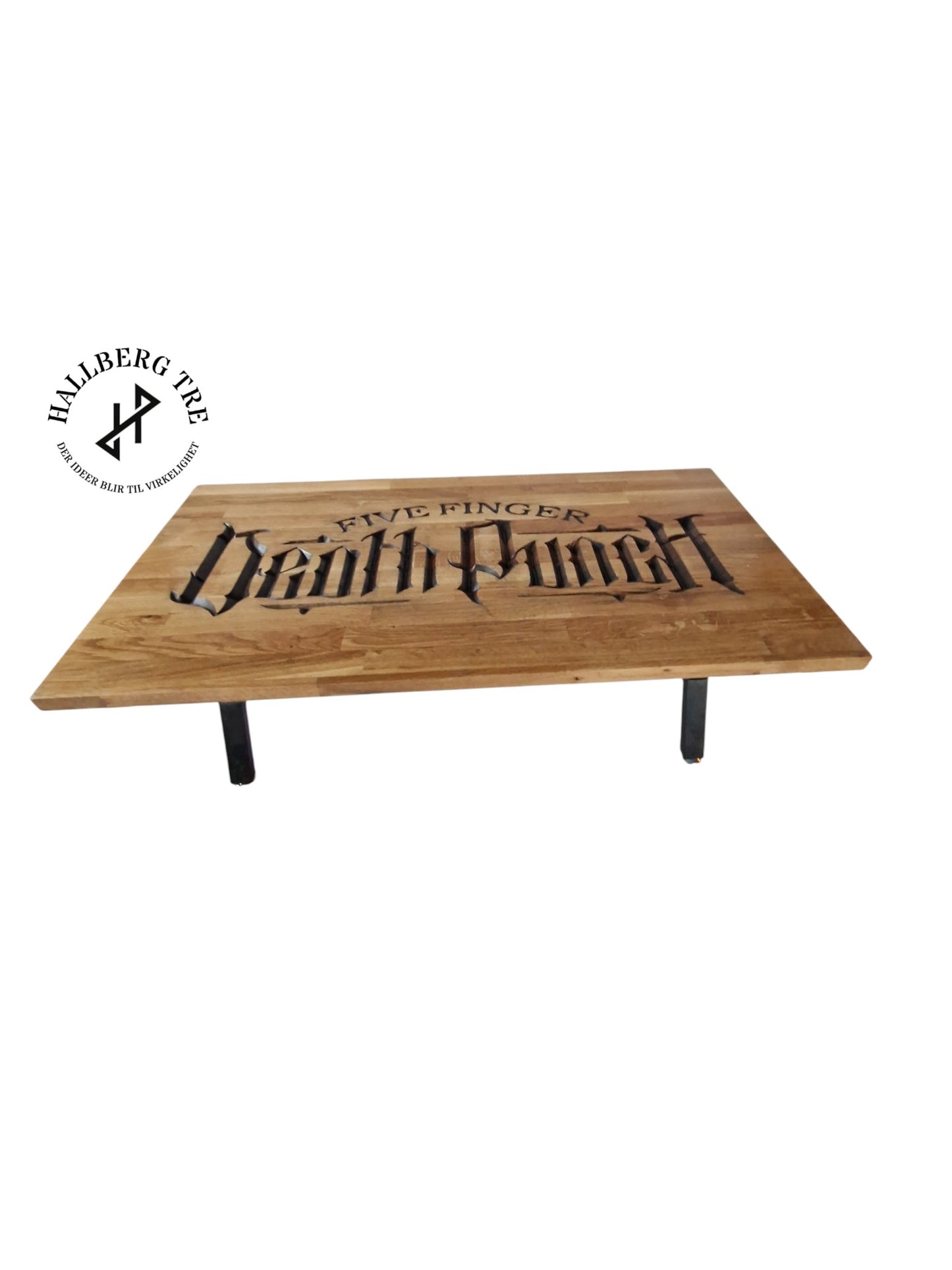 Sofa bord i eik med nedfrest Five Finger Death Punch tekst